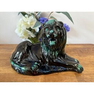 Vintage Blue Mountain Pottery Reclining Lion Figurine BMP ‎ Ceramic Decor Retro